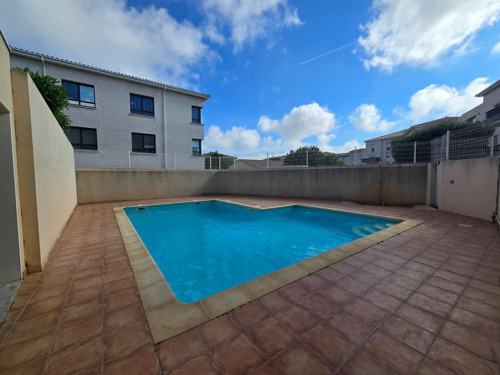Appartement Dans Residence Avec Piscine Agde Exterior foto